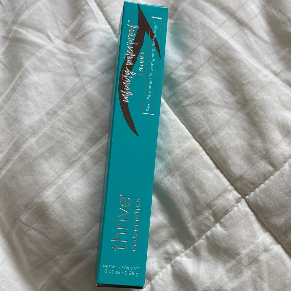 Thrive Causemetics Infinity Waterproof Eyeliner